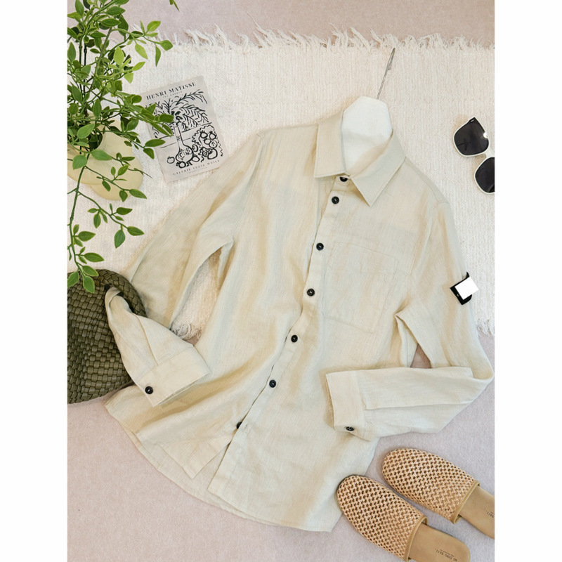 In stock/vintage-style breathable linen shirt with a relaxed, old money vibe!