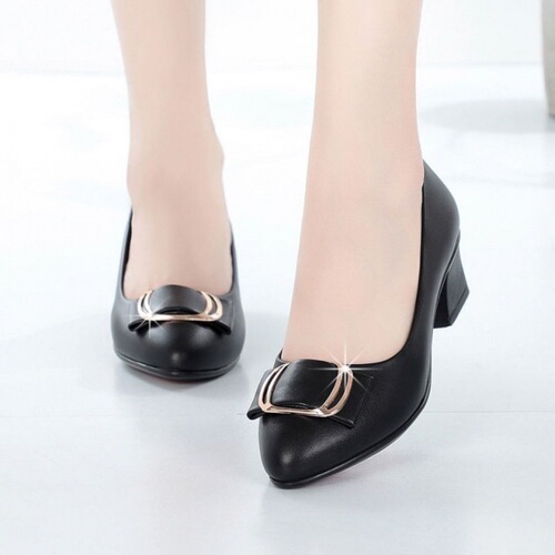 Thick-heeled shoes for mothers, women's single shoes, real soft leather work shoes, soft soles, comfortable shallow mouth small leather shoes, spring and autumn middle-aged women's shoes