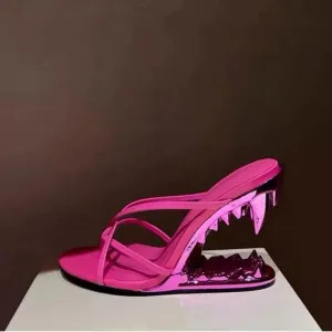 Chanclas de punta redonda transfronterizas, tacones de dientes de tigre huecos, zapatillas de cuña, nueva combinación de banda delgada tejida, sandalias de espina de tacón súper alto