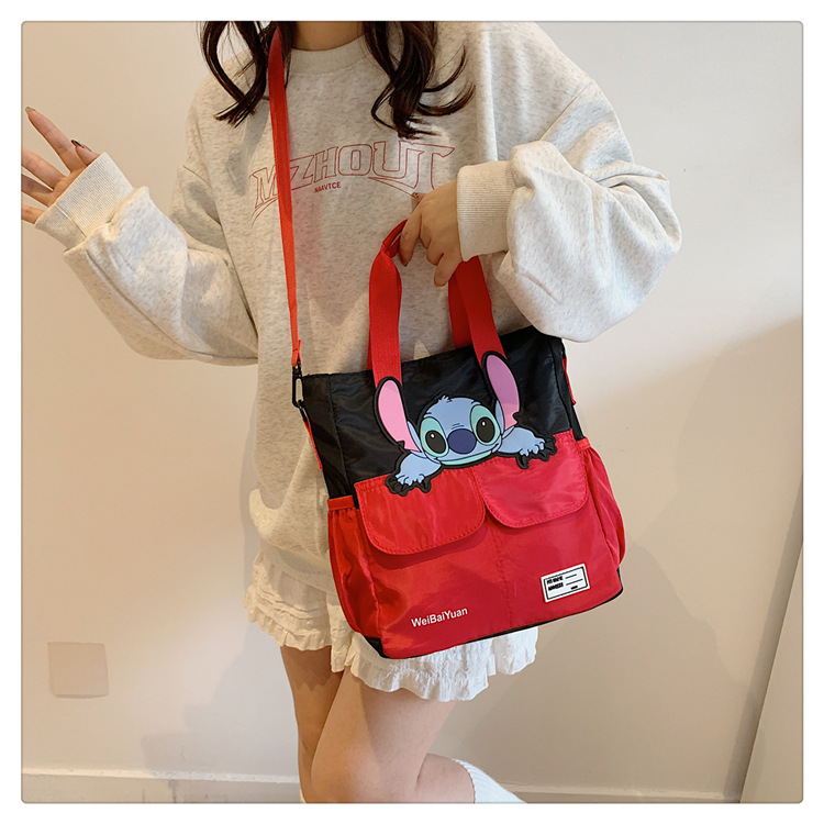 A new, versatile, large-capacity single-shoulder crossbody bag with a cute and girlish heart for student tutoring in the Korean version of Instagram undefined