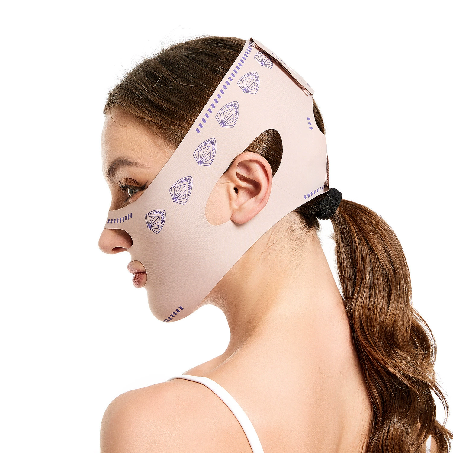Elastic elastic bandage, pulls up mask for face, removes double chin