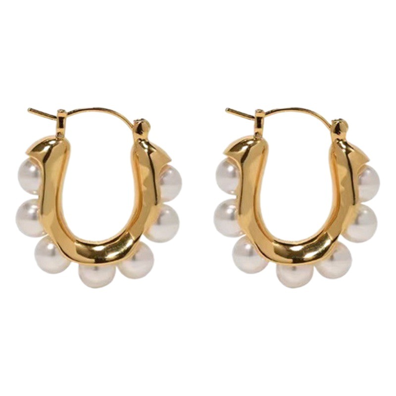 Estilo europeo y americano retro en forma de U pendientes de perlas diseño de nicho femenino temperamento de lujo ligero de alto grado pendientes únicos