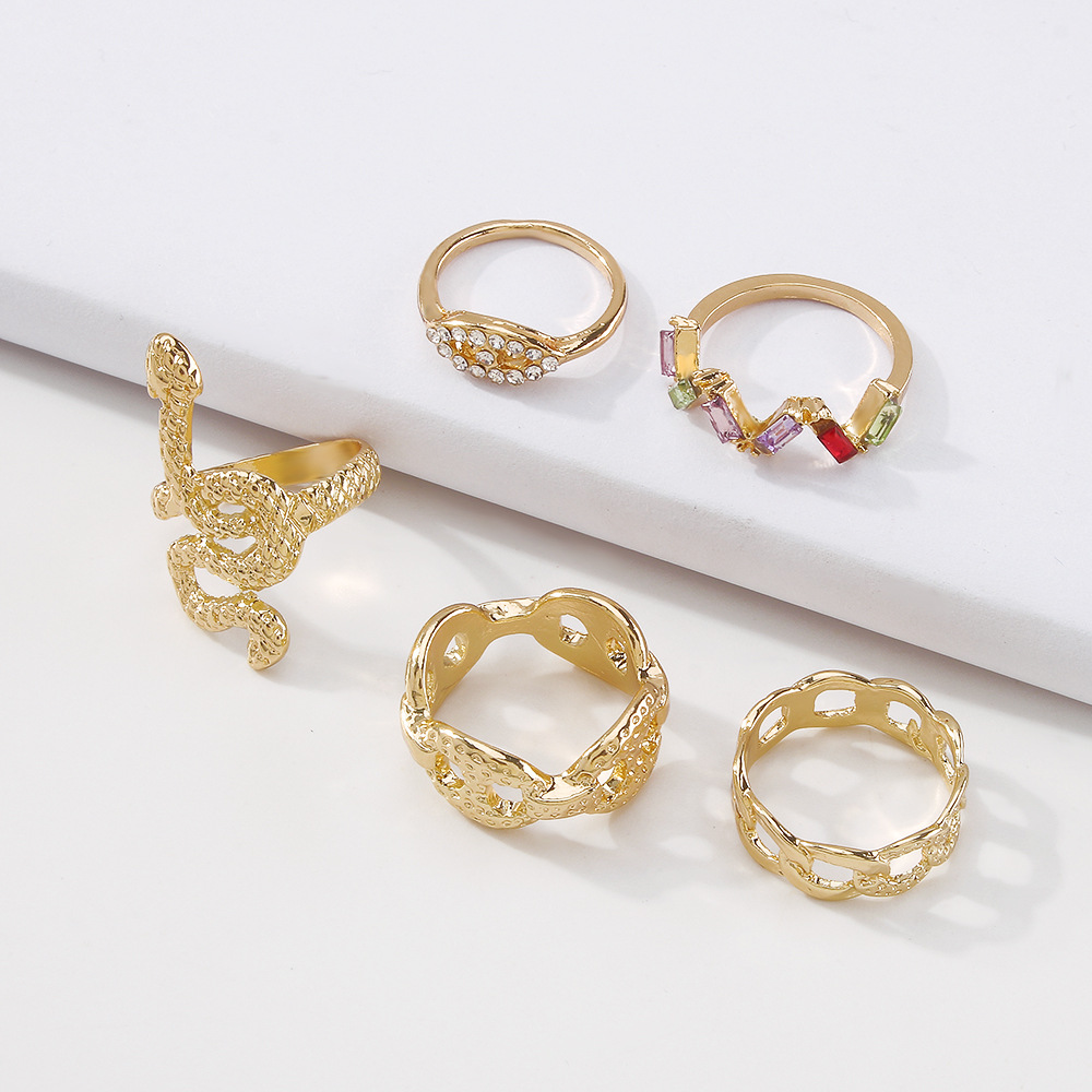 R0699 Cross-border Exaggerated Personalized Hollow Ring Female Snake-shaped Diamond-embedded Graceful And Fashionable Trendy Cool Knuckle Ring 5-piece Set display picture 7