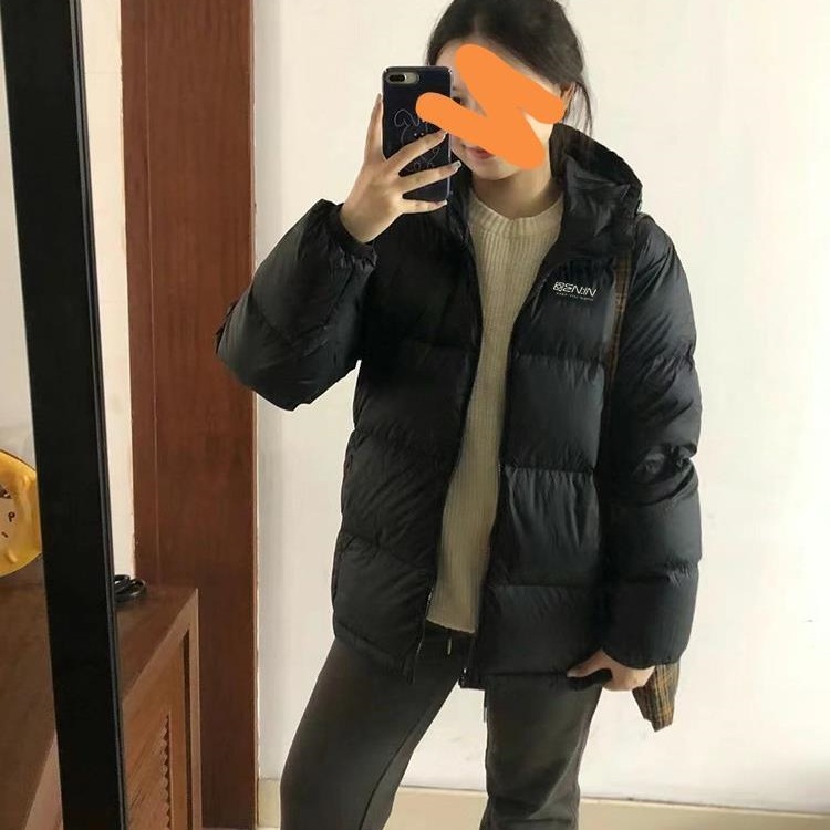 黑色显瘦连帽白鸭绒羽绒服女秋冬季2025新款韩版宽松学生面包外套