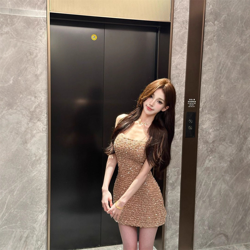 Tongtong Recommends Shiny Sequin Suspender Dress, Hot Girl Niche Waist-Covering Hip Skirt Dress, Slim Short Skirt Trendy