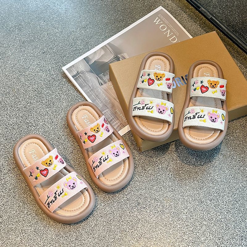 Girls' Summer Slippers for Outdoor Wear 2024 Kidsren's Non-Slip Shoes for Big Kidsren Soft-Soled Outdoor Beach Sandals Kidsren's Sandals