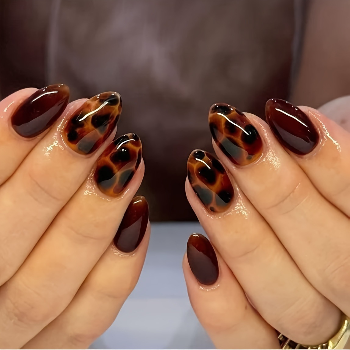 24 Cross-Border Hot-Selling Autumn and Winter Amber Gradient Fake Nails Brown Tortoiseshell Pattern Wearable Nail Art Stickers