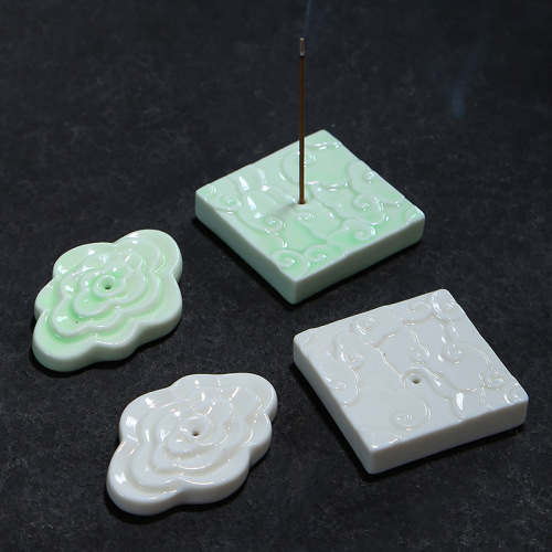 Chinese mini ceramic incense cord incense burner light luxury Zen celadon incense holder incense stand household incense burner ornaments wholesale