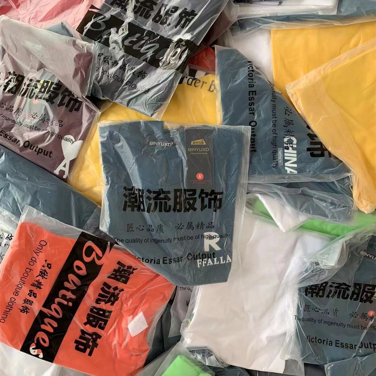 Ropa de Mercado Nocturno al por Mayor, Camisetas de Moda, Estilo Urbano Holgado de Verano, Puesto de Mercado, Ropa de Hombre de Manga Corta, Marca de Moda