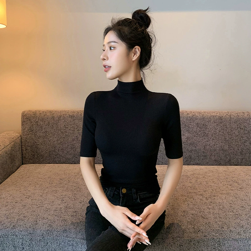 Black Ribbed Half-High Collar Mid-Sleeve Base Shirt for Women, Slim-Fit T-Shirt That Enhances the Figure, Stylish Five-Quarter Sleeve Top