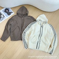 南油正确版 yy25早秋新款拼接连帽针织外套棕色/米白拉链毛衣女