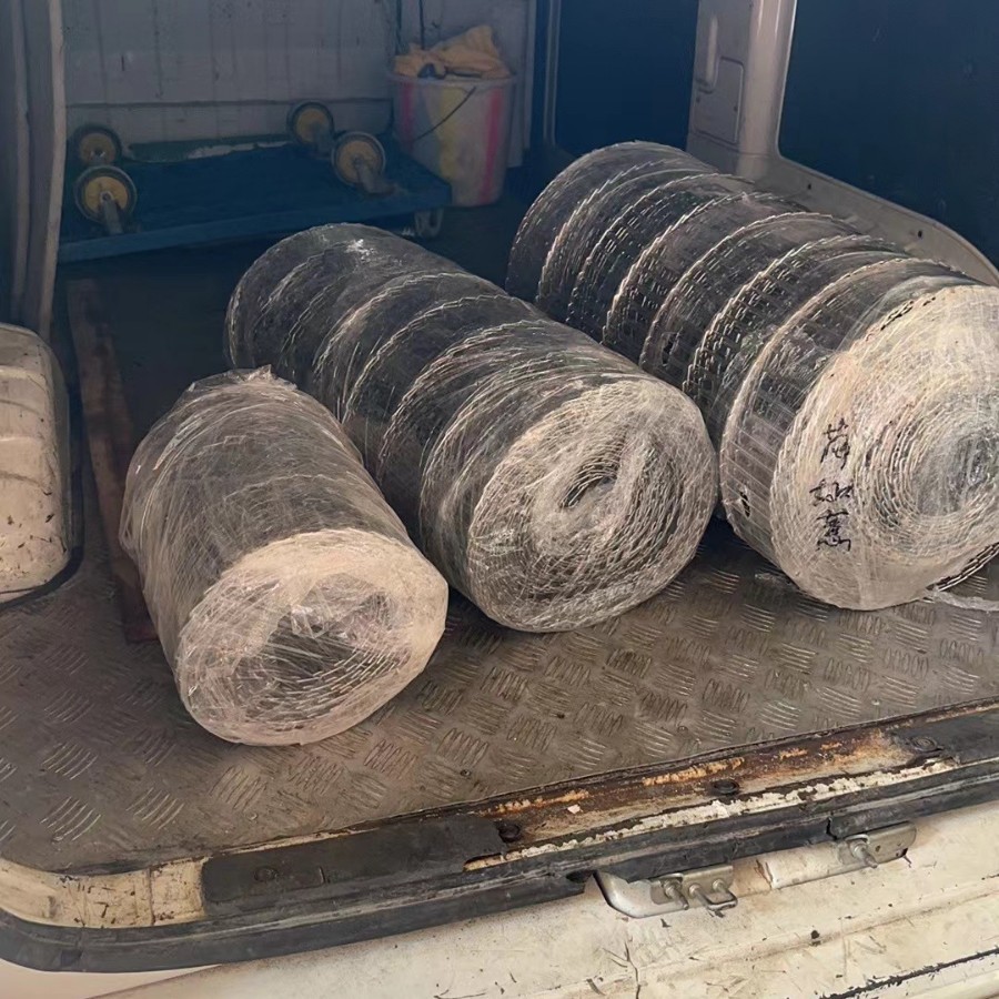 东莞厂价直销乙型网带 回流焊 水洗机专用网 巧克力 饼干5格网