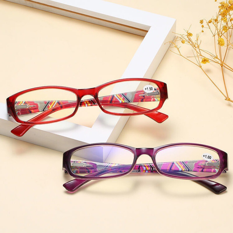 Reading Glasses Women's Fashionable Ultra-light Anti-blue Light Fatigue HD Glasses for the Elderly Elegant Resin Young Aging Glasses