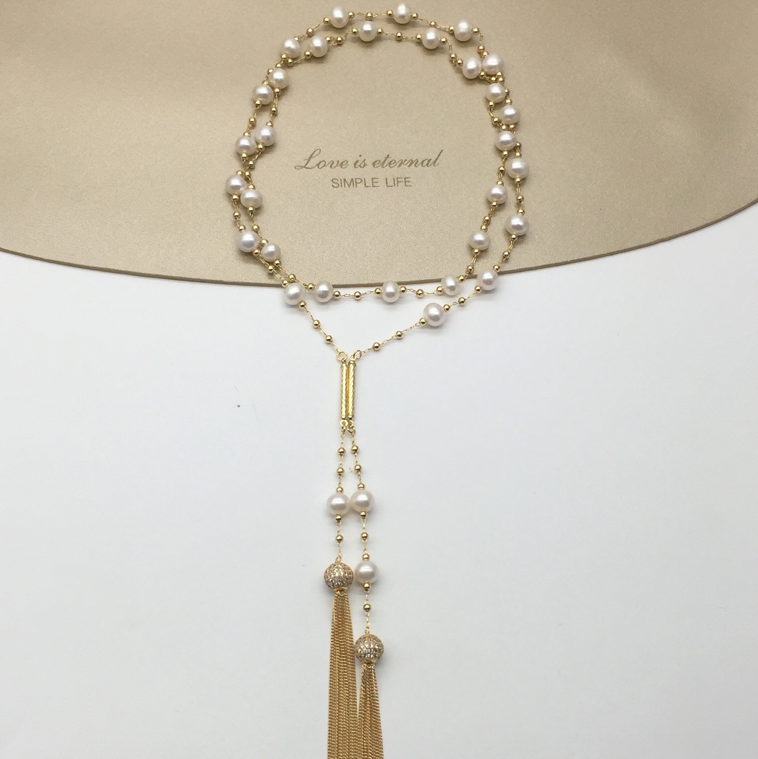 �鱦չͬ������ީ������������һ������ˮ���鳤��������ë����