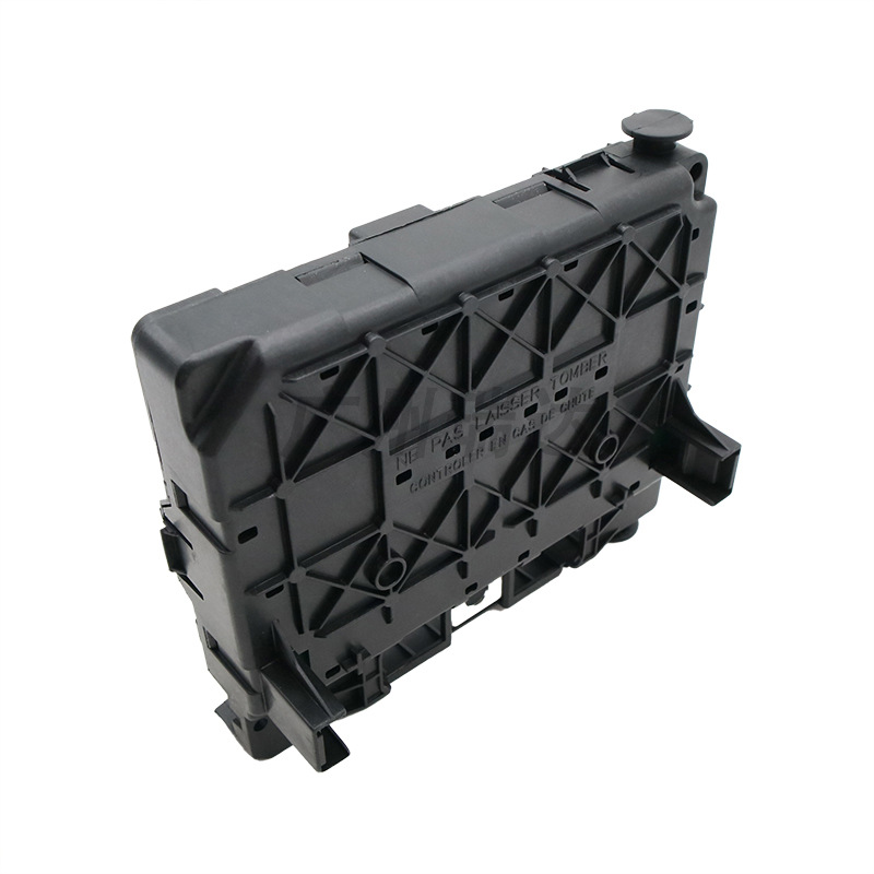 9650618280 adecuado para piezas de automóviles Peugeot caja de fusibles piezas de stock al por mayor