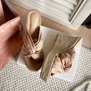 Cross-Border Foreign Trade Supply Vacation-Style Wedge-Heeled Thick-Soled Slippers Straw High-Heeled Sandals Beach Women's Shoes Vacation-Style Women's Shoes