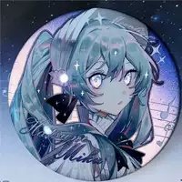 Значок (Hatsune Miku) с двойным голографическим эффектом, с подставкой, лимитированная коллекция