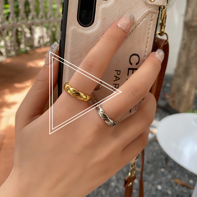 Hip Hop Retro Twist Ring Womens Simple Fashion Ins Cold Style Switchable Index Finger Ring Temperament Wild Hand Jewelrypicture22