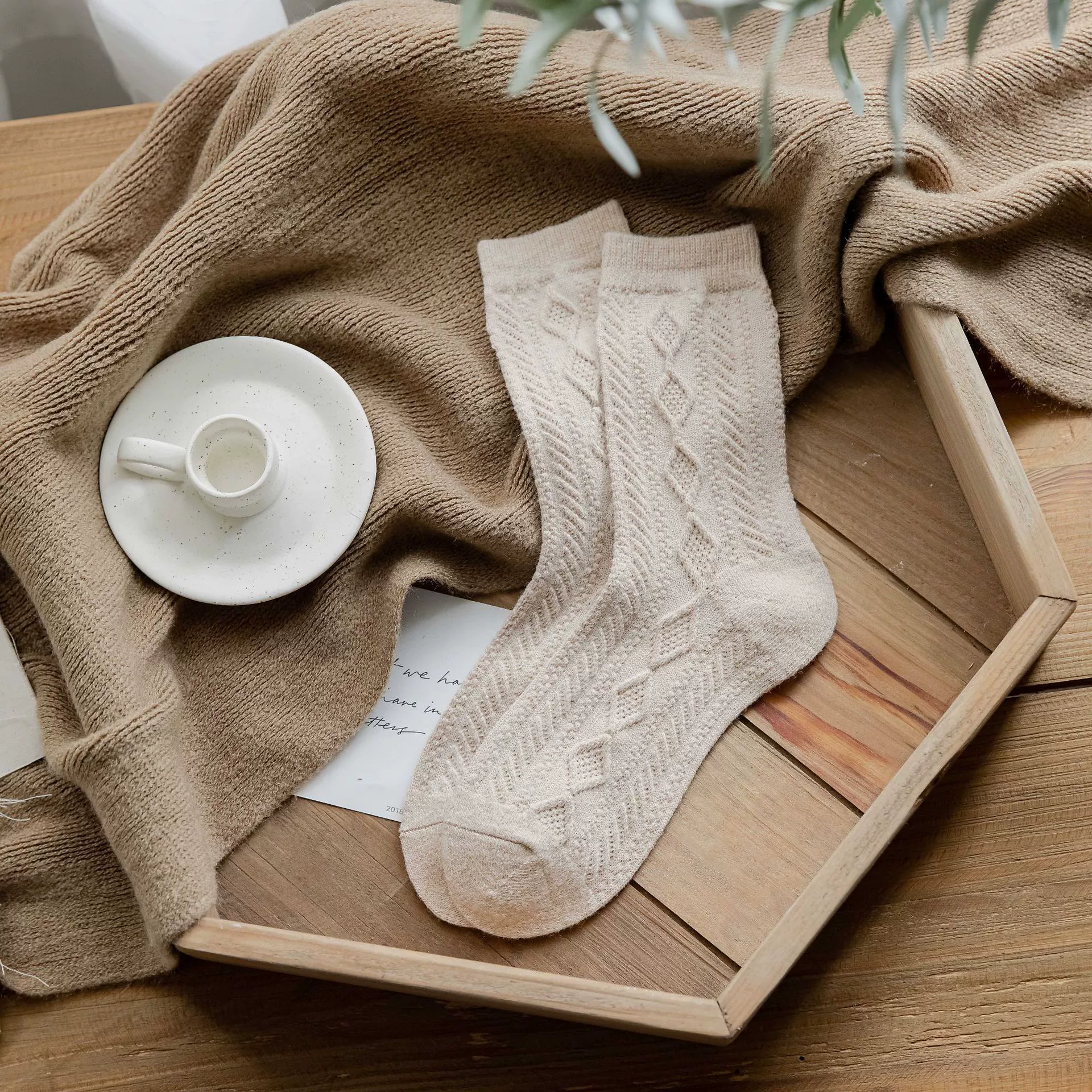 Woolen retro knee socks with bears - soft, cozy, fashionable; in Red, Biscuit, White Love, Cherry, Beige
