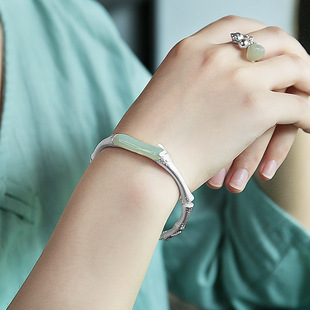 �y���C����y肕r�Ђ��Թ��L�Ƕ���������C�Ӱ��C��朹��L�