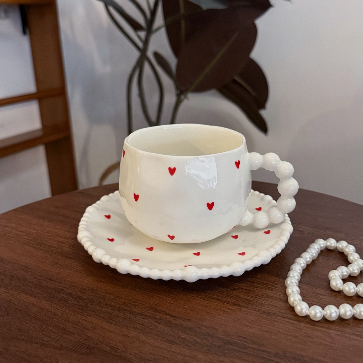 Ins estilo francés mano irregular cerámica taza de café plato mango de cuentas amor plato de té de la tarde taza transfronteriza