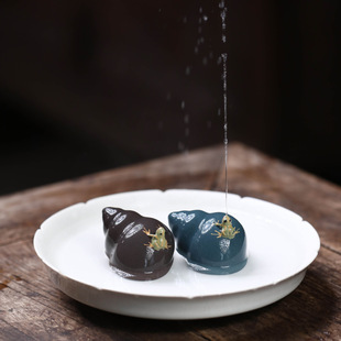 Yixing Purple Sand Tea Pet Spray Water Frog Snail Small Ornaments Handmade Snail Tea Set Tea Tray Sculpture Peripheral Tea Ceremony
