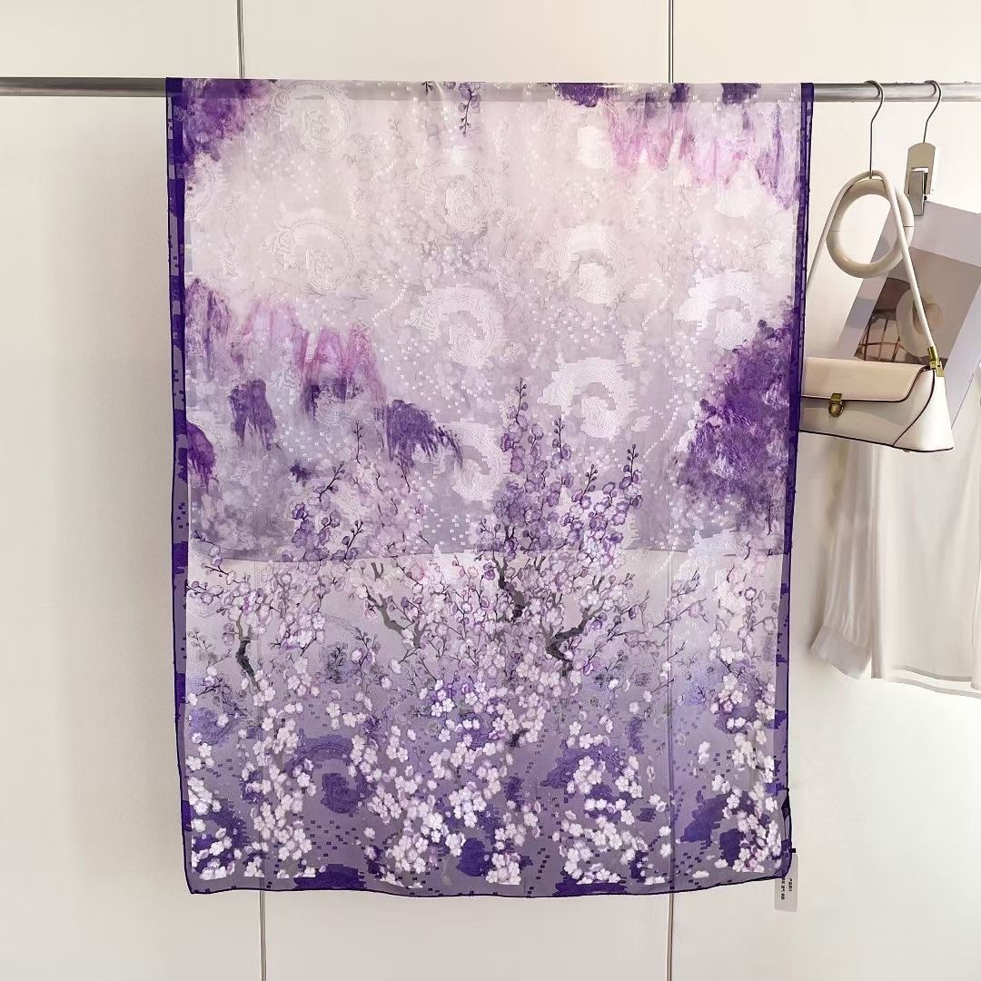 보라색 눈밭에서 매화를 찾아보세요