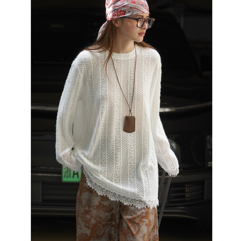 Louvre Early Autumn New Japanese Style Retro White Pattern Texture Splicing Lace T-Shirt Light and Translucent Top for Women