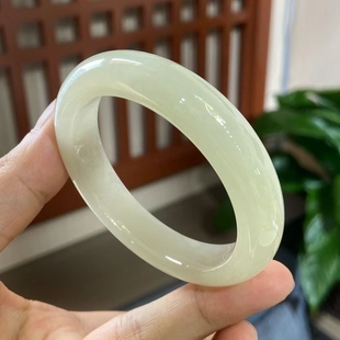 Jin Yu Tang Xinjiang Hetian jade exquisite Hetian jade shallow ice sunny bracelet ring mouth: 51 diversity