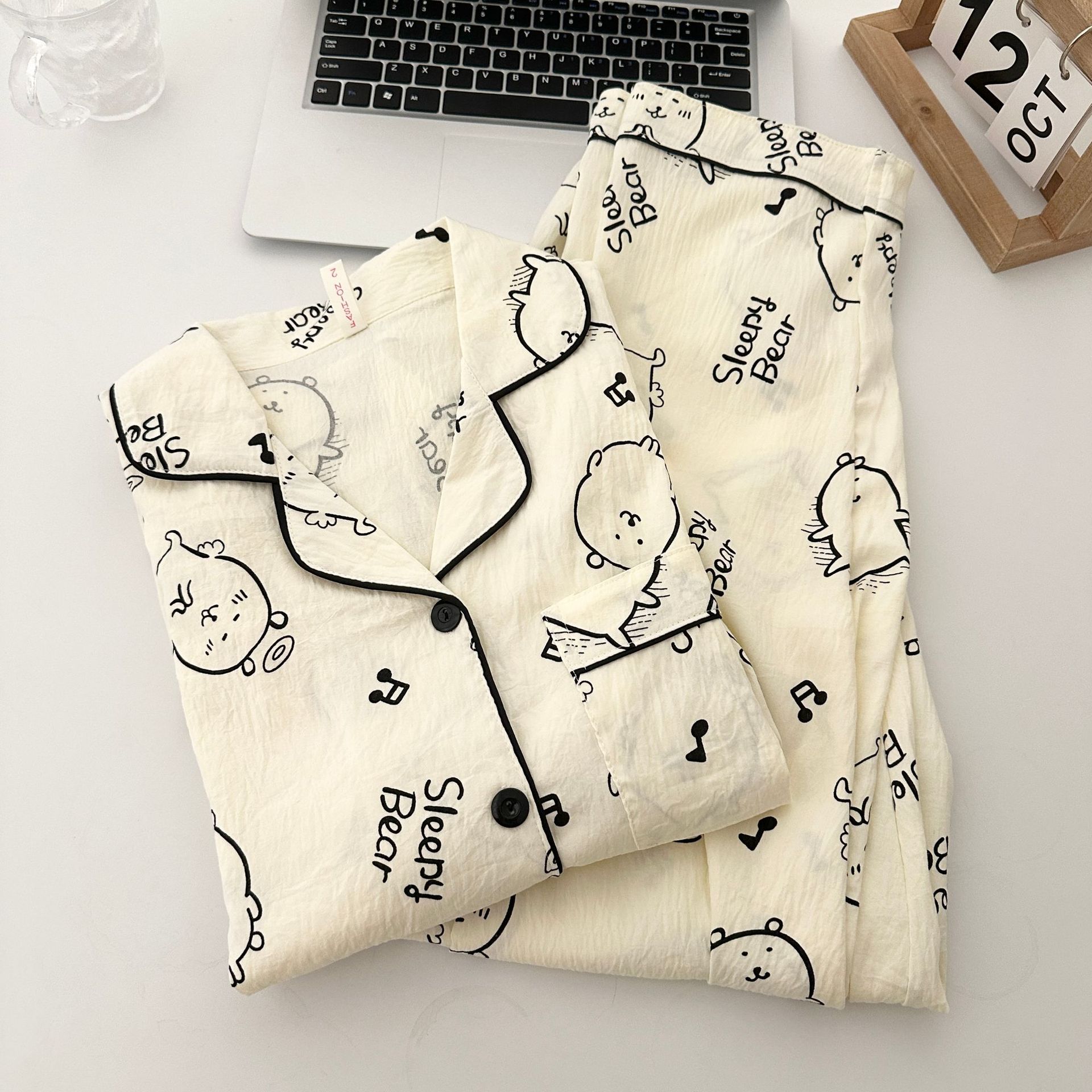 Al por mayor transfronterizo primavera y otoño dulce dibujos animados nubes de algodón pantalones de manga larga pijamas de niñas vestidos de hogar
