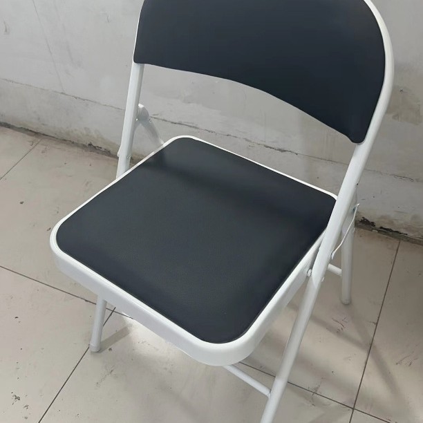 강판 의자 * 흰색 다리 PU 검은 얼굴