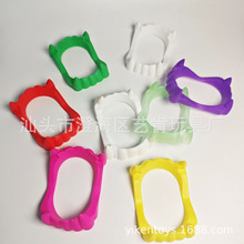 万圣节玩具假牙道具鬼节软胶牙套玩具彩色夜光假牙齿套尖牙套跨境