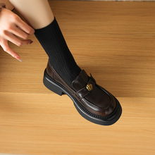 ����ȫƤ 4.5cmɽ�軨����ЬŮ2024���＾�����Ƥ��Ь�и���ˮ̨