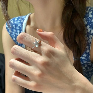 Summer Vacation Style Starfish Pearl Ring for Women, Light Luxury Temperament, Versatile Open Ring, Niche Design Hand Jewelry Accessories