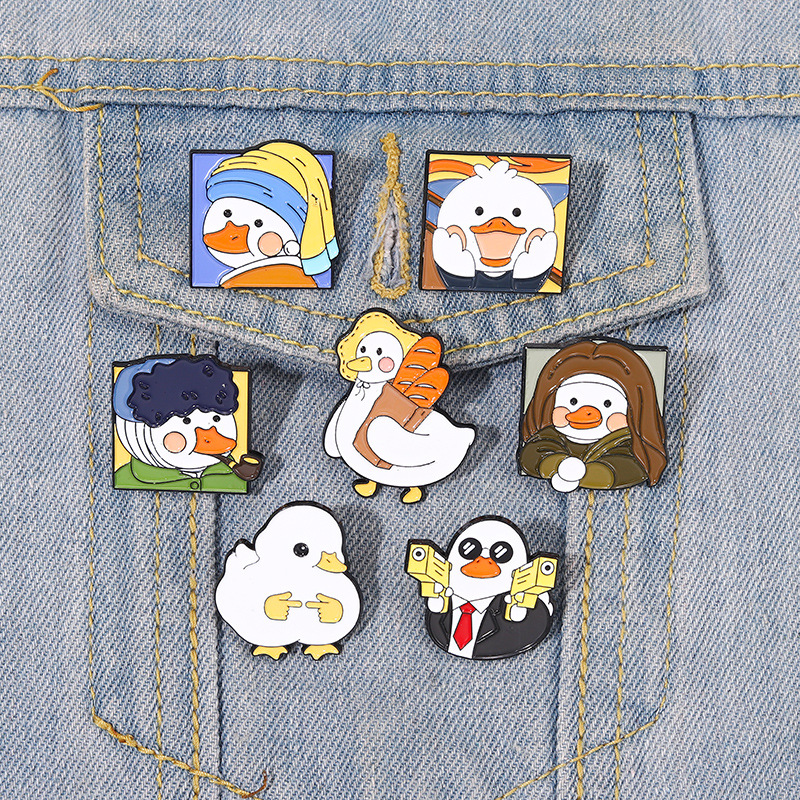 7g Weight Fashion Pin Duck Alloy Plating Unisex Brooches
