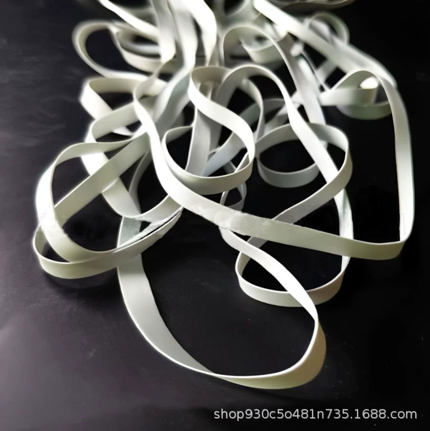 Эластичная лента из натурального каучука, толстая высокоэластичная резинка из пленки, тонкие домашние текстильные очки для плавания и т. д. являются популярными продуктами среднего и высокого класса.