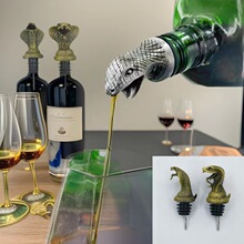 创意十二生肖蛇头引酒器蛇头倒酒器家用红酒洋酒蛇头瓶塞厂家直供