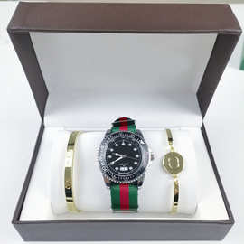 GG手表三件套石英男士外贸运动休闲简约不锈钢带欧美女腕表网新款