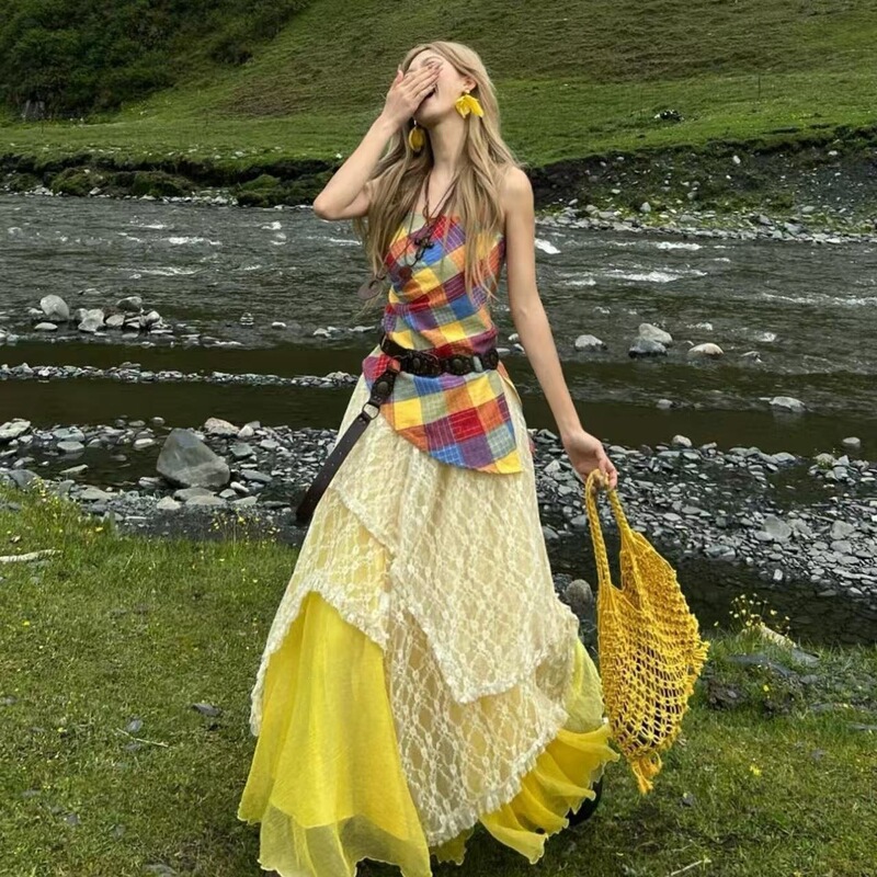 Xinjiang and Yunnan Travel Outfit: Yellow Dopamine Suspender Skirt Set for Women, Perfect for Summer Photos, Stunning Long Skirt Xinjiang and Yunnan Travel Outfit: Yellow Dopamine Suspender Skirt Set for Women, Perfect for Summer Photos, Stunning Long Skirt