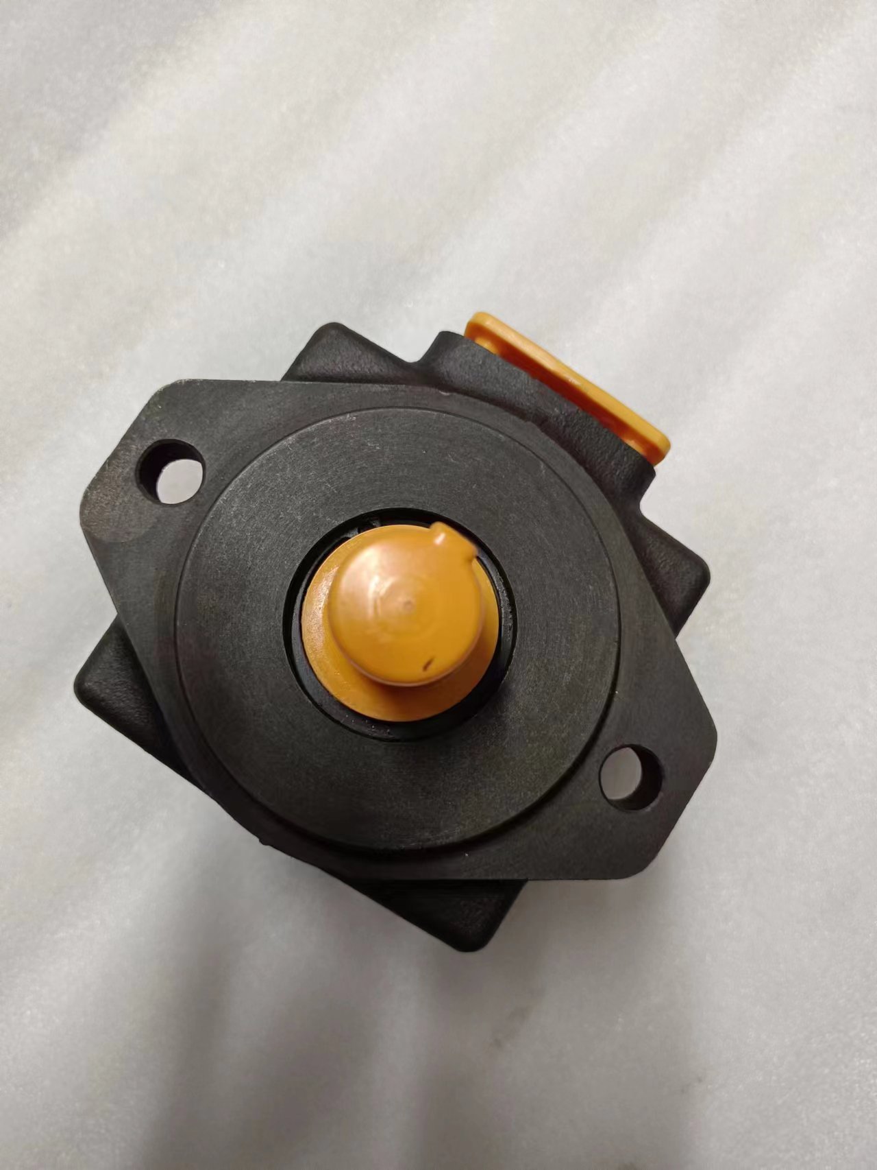 PVL1-6,PVL1-8,PVL1-10,PVL1-12,高性能叶片泵