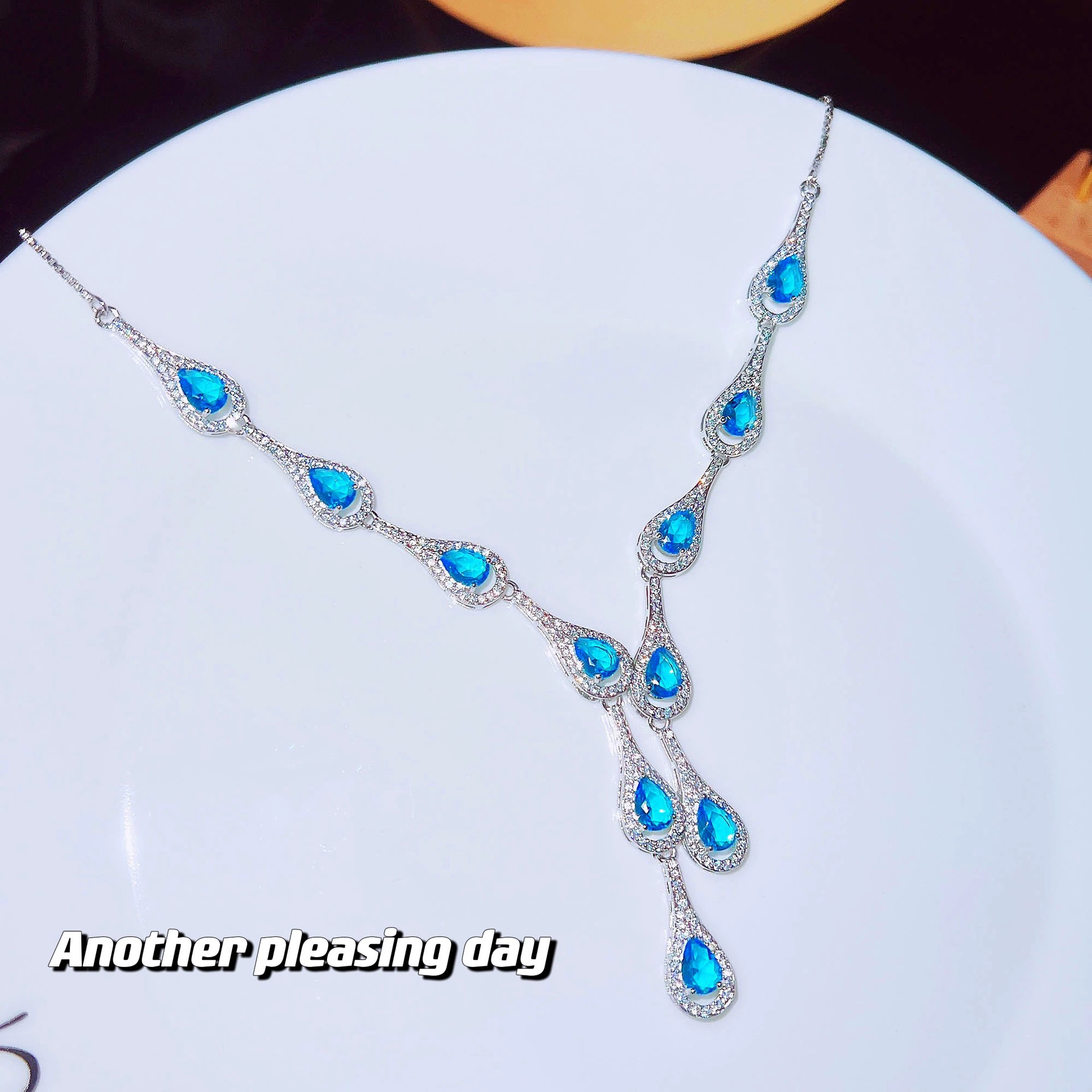 Elite organic pendant, sapphire chain, micro incrustation, diamond encrusted