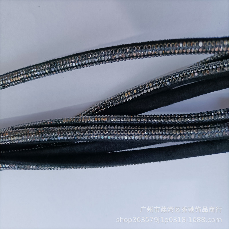 厂家批发 五枚缎 加水钻抽条内加棉芯绳直排抽半圆条鞋面箱包材料