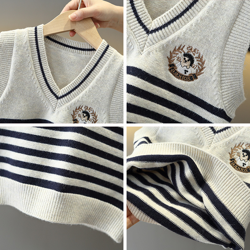 6156 Traje de primavera y otoño para niños 2025 nuevo estilo estilo occidental suéter de estilo universitario para niños chaleco de tres piezas bebé otoño