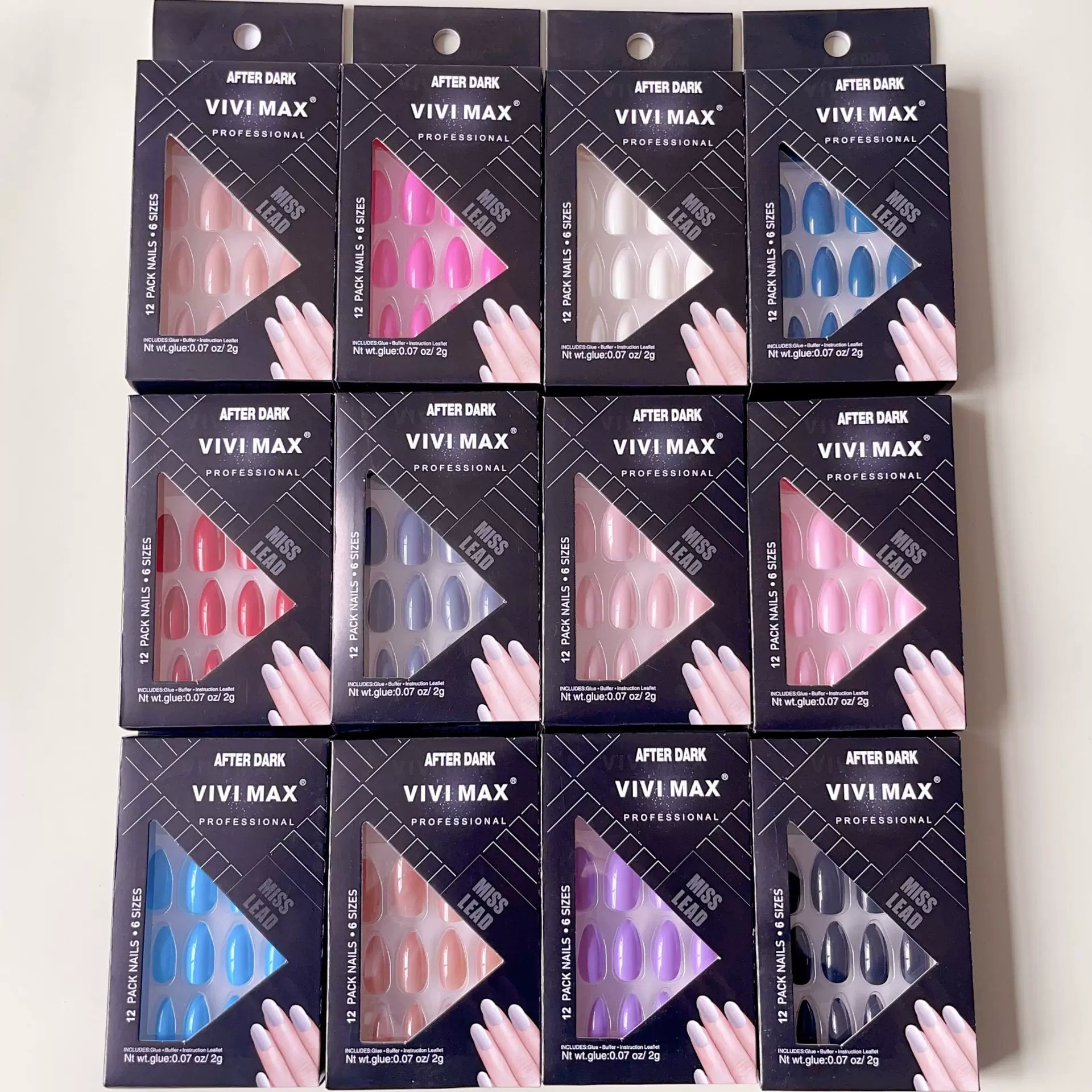 外贸出口12片装穿戴甲纯色甲片批发长款尖头杏仁甲假指甲彩色美甲