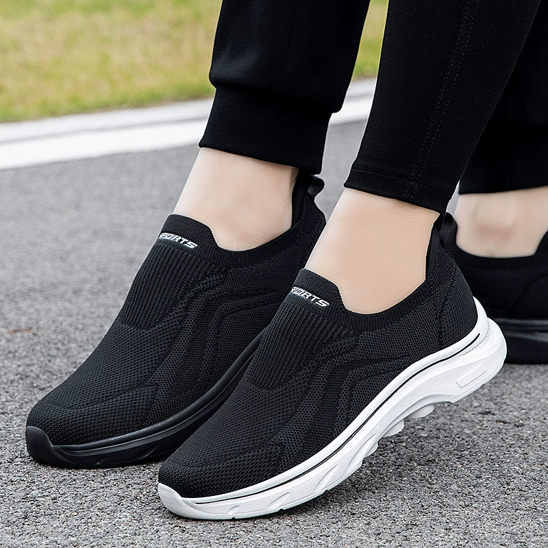 Men's summer slip-ons, breathable shoes for walking for mother for leisure, soft sole