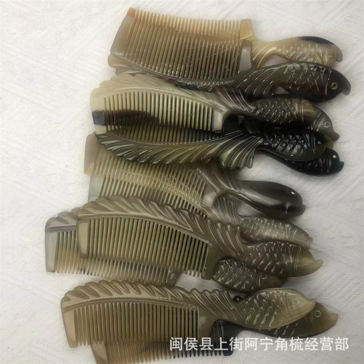 Natural Goat Horn Comb 21cm Handled Massage Comb for Hair Portable Detangling Beauty Comb specifications