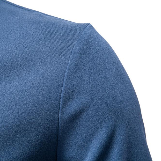 Herbst/Winter 2025: Neues Thermoshirt mit Stehkragen, halbem Reißverschluss und langen Ärmeln – ideal für Herren in europäischen Größen._voghion.com
