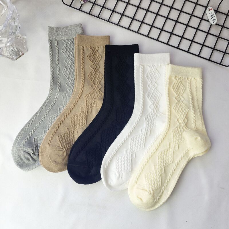 Solid color ladies socks Japanese diamond relief simple Xinjiang long staple cotton socks Liaoyuan cotton socks manufacturers wholesale Solid color ladies socks Japanese diamond relief simple Xinjiang long staple cotton socks Liaoyuan cotton socks manufacturers wholesale