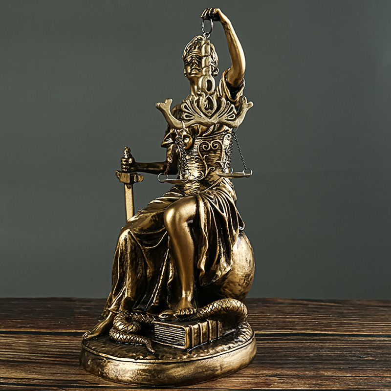 Customized Cross-Border Nordic Retro Creative Home Resin Ornaments Living Room Antique Sculpture Statue Decorative Ornaments Manufacturer