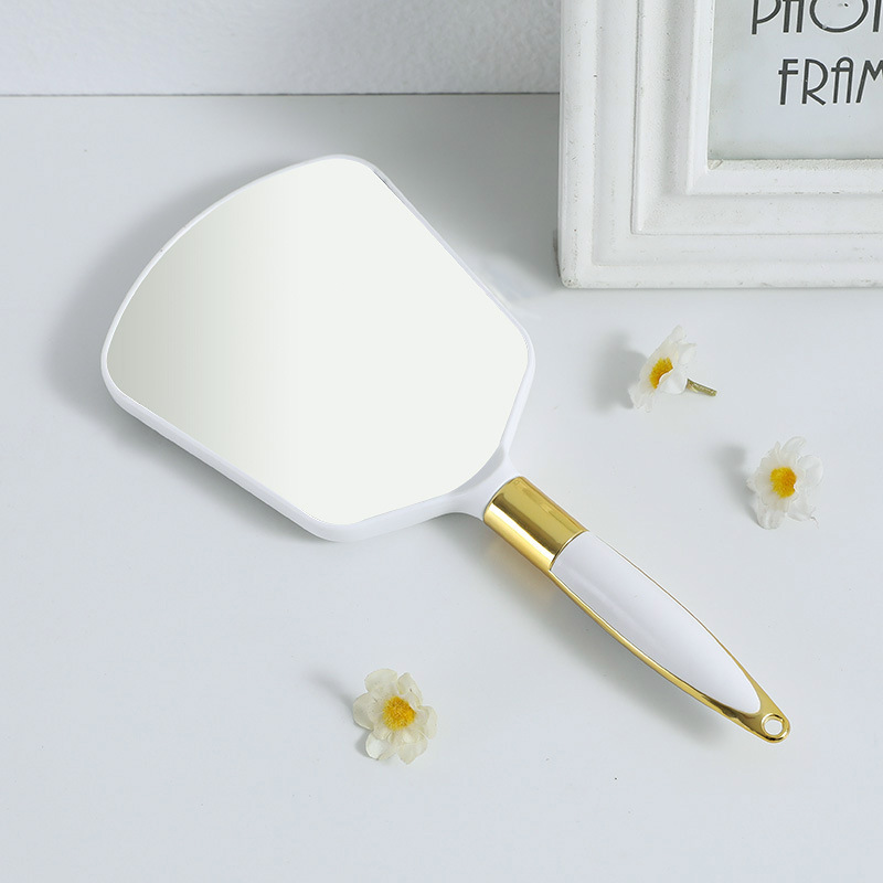 Square, white